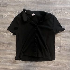 Black cropped collared shirt No Boundaries brand size XL 15-17